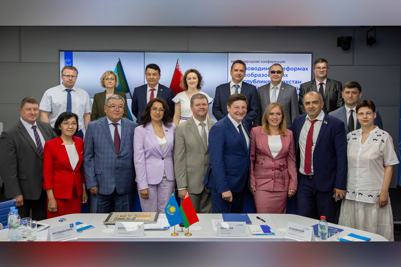 Реформы и преобразования в Казахстане и Беларуси