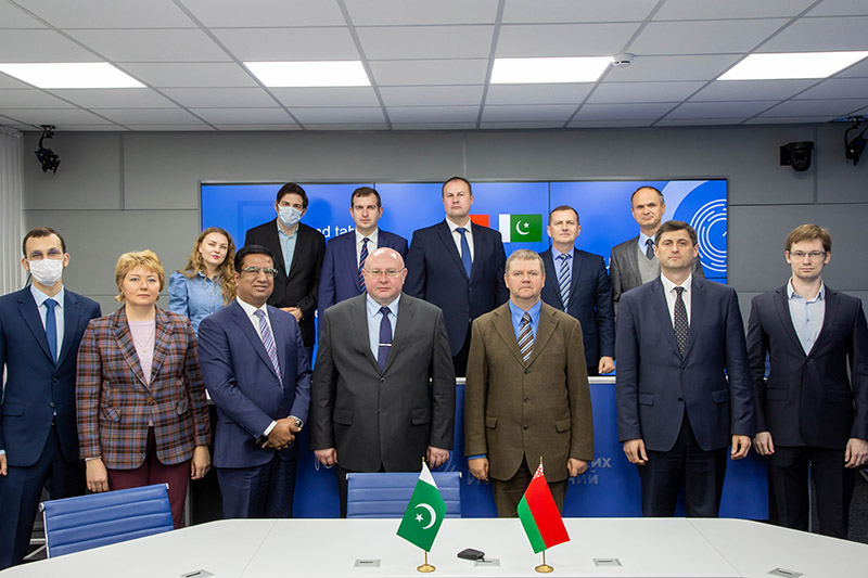 Беларусь. Пакистан