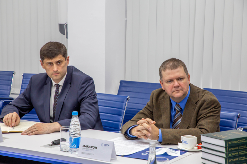 Синтез науки и аналитики в интересах государства и общества