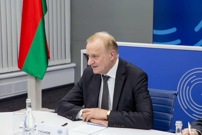 Синтез науки и аналитики в интересах государства и общества