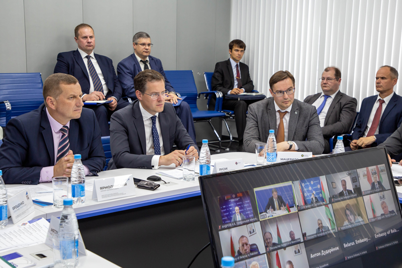 Поворот в Азию: сегодняшние реалии, насущные проблемы и образ будущего