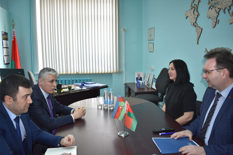 БИСИ расширяет региональное сотрудничество с Азербайджаном