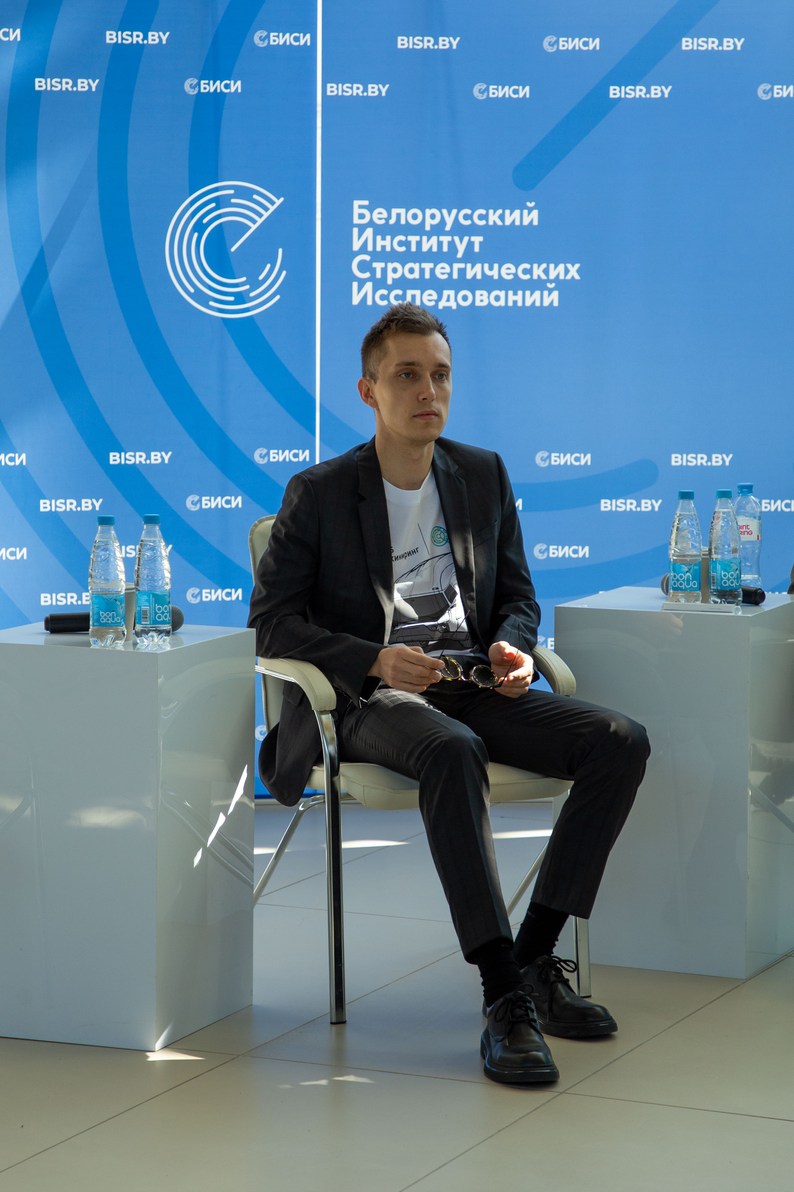 Первые шаги к будущим технологиям: от гибридного тягача МАЗ-Х до цифровых университетов и мезогородов