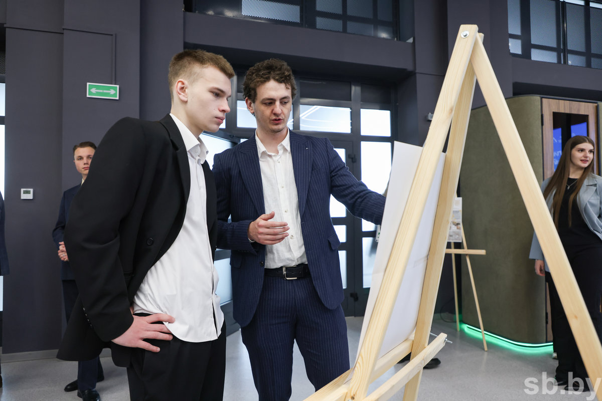 Молодые аналитики