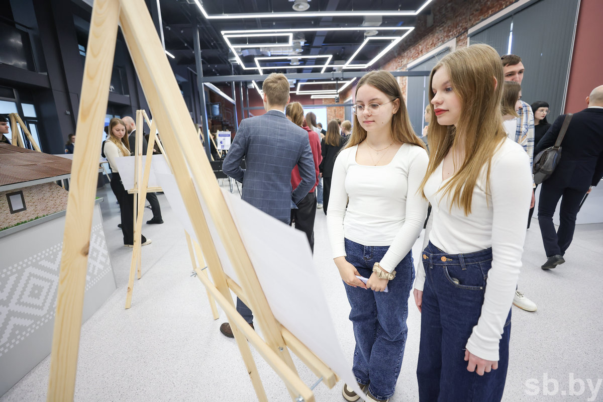 Молодые аналитики