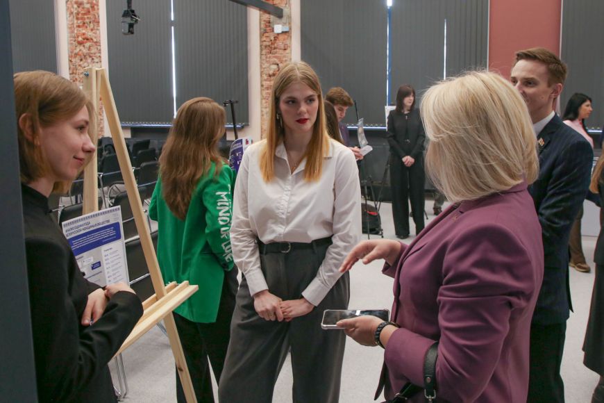 Молодые аналитики